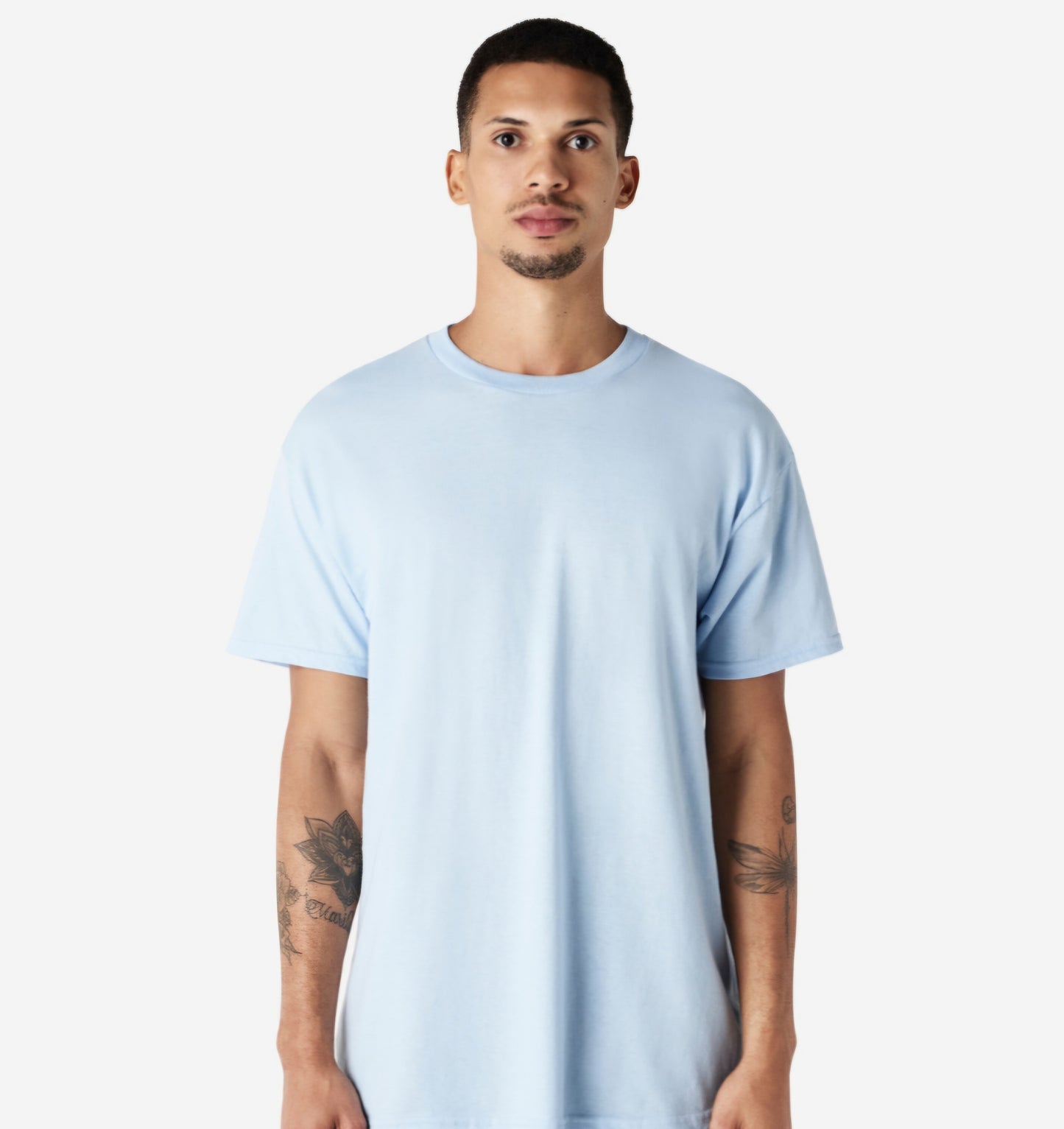 GILDAN UNISEX- COTTON TEE & LOGO DESIGN/ QTY OF 1