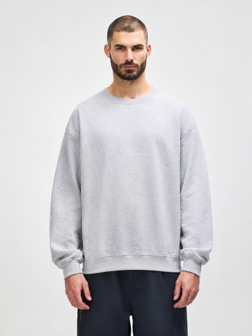 UNISEX CLASSIC CREW- GILDAN